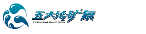 一瓶礦泉水折射公交車司機大品德